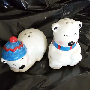 Christmas Polar Bears With blue Scarf and hat Salt And Pepper Shaker